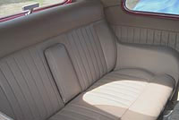 coupe seat used in rear position